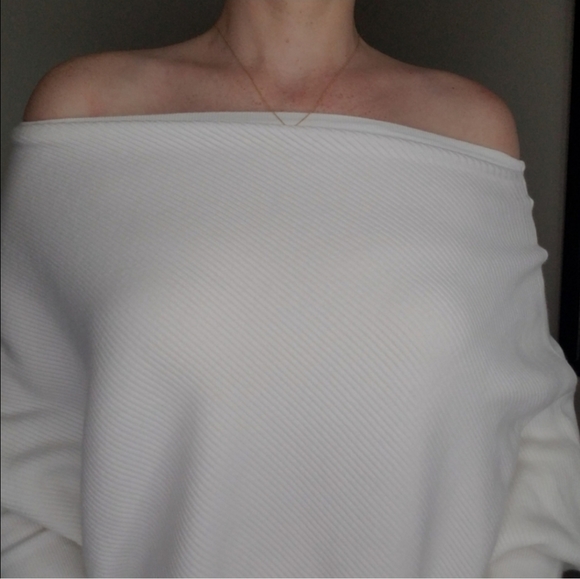 Ivory cashmere blend off the shoulder sweater - Picture 2 of 12